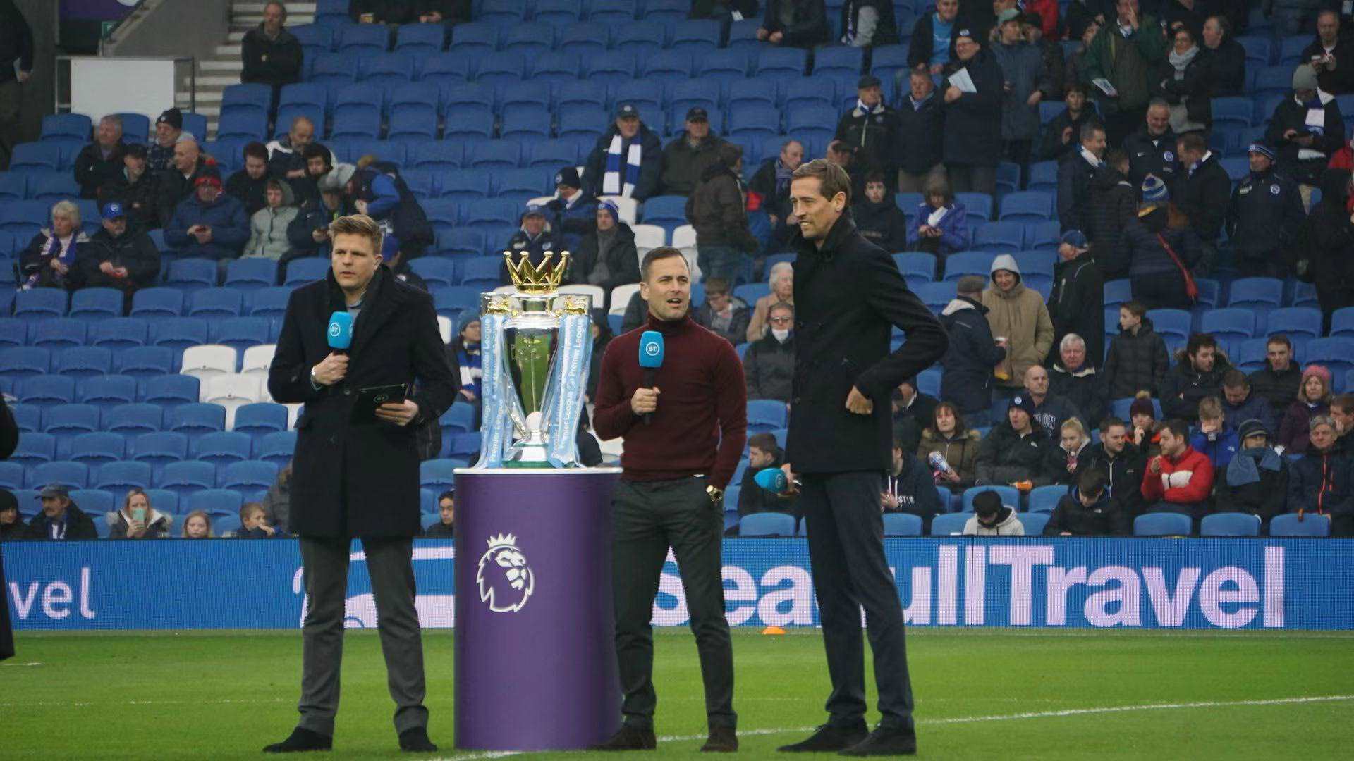 其压力的同 其压力的同